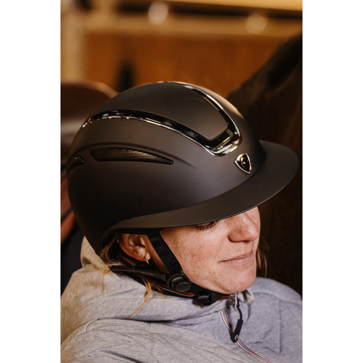 product/e/q/equitheme_911_690_202_det3.jpg