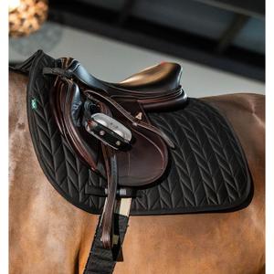 dprg01-k000-ch-saddle-pad-for-horses-horseware-amigo-close-contact-black